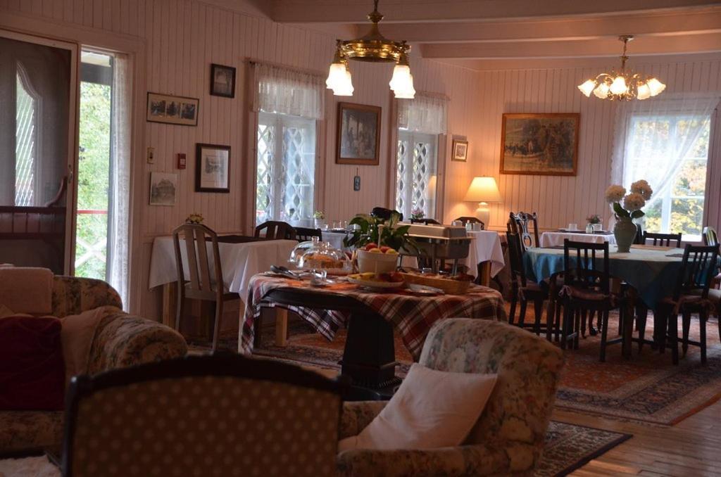 Auberge La Châtelaine La Malbaie Exterior foto